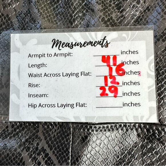 7 For All Mankind Faux Leather Leggings  Snakeskin High Rise Womens Size L - Picture 10 of 10